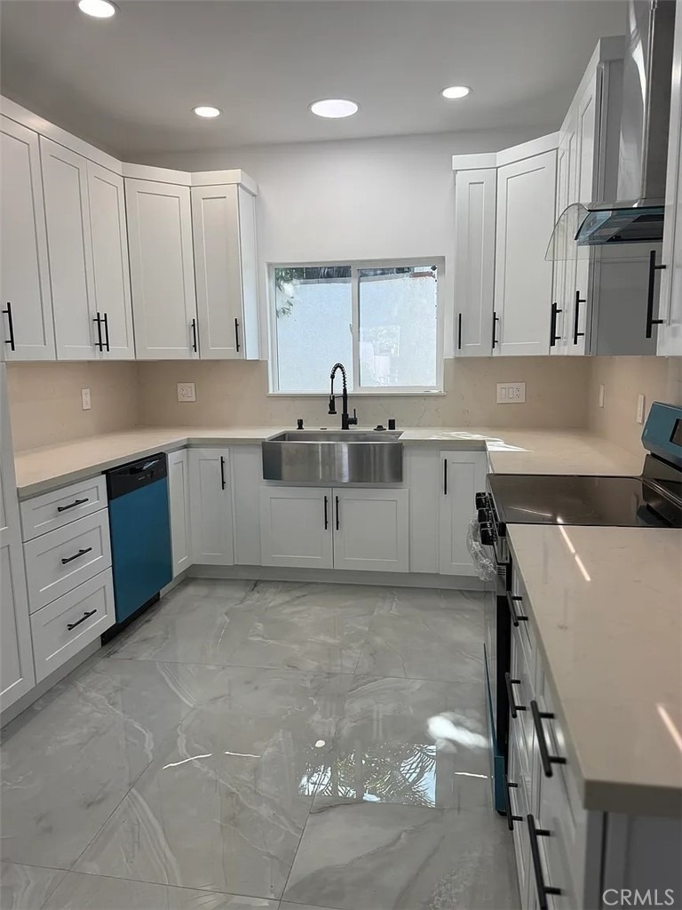 522 Stanford Rd - Photo 0