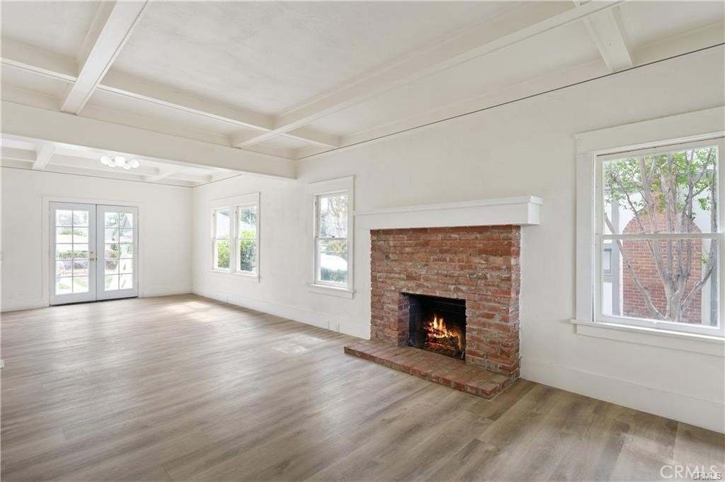 4415 12th - Photo 1