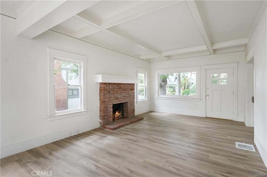 4415 12th - Photo 9