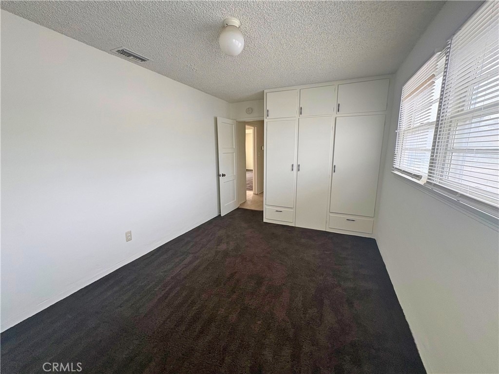 216 W D - Photo 11