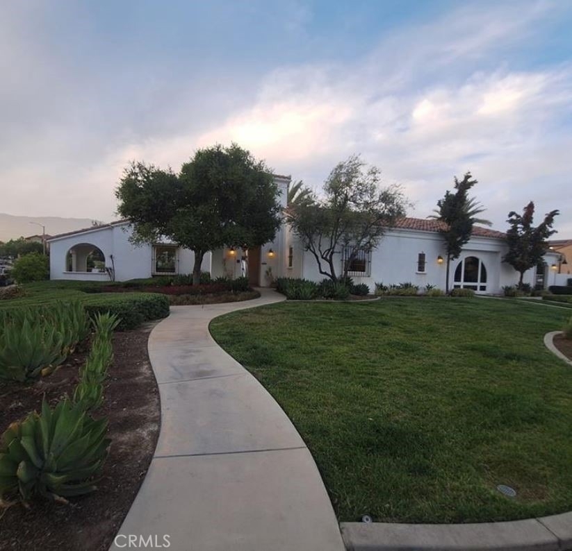 825 Parisa Place - Photo 16