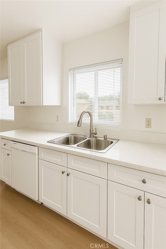 1814 Keeler Street - Photo 0