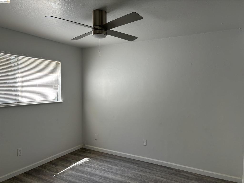 22 South Lake Drive - Photo 3