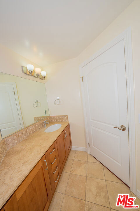 626 E Orange Grove Avenue - Photo 13