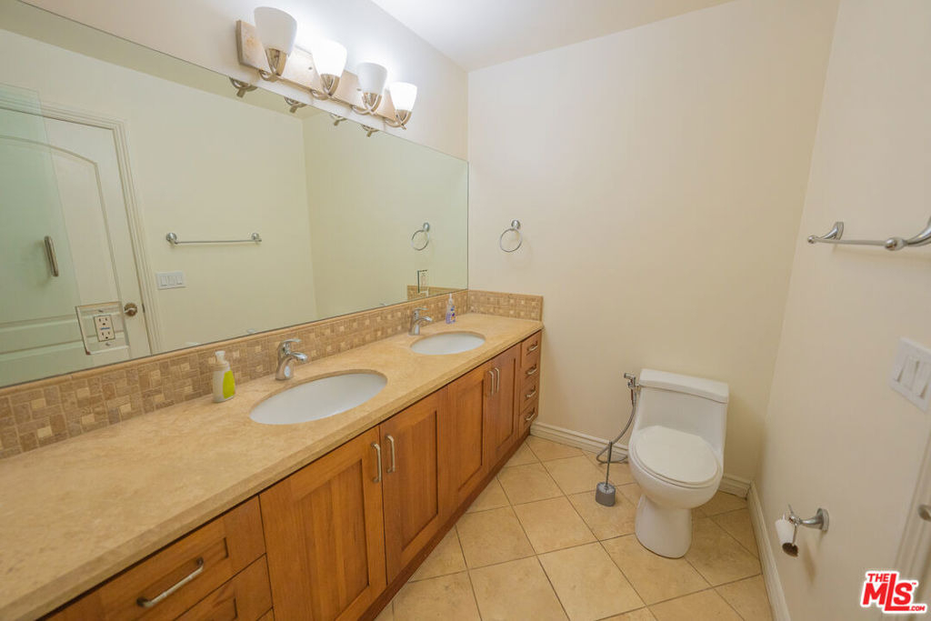 626 E Orange Grove Avenue - Photo 21