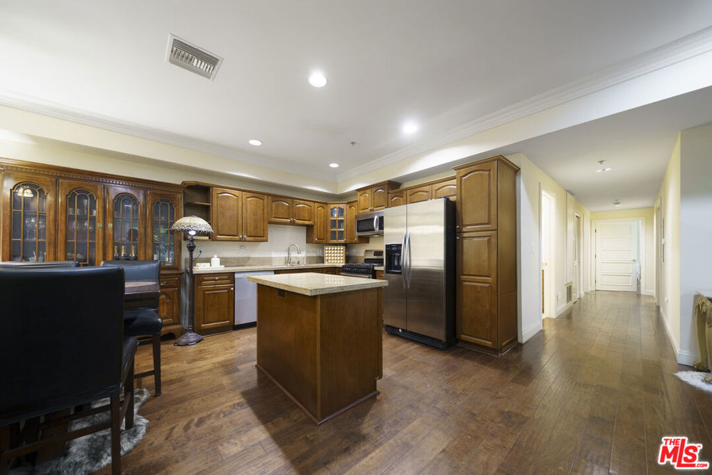 440 S Occidental Boulevard - Photo 8