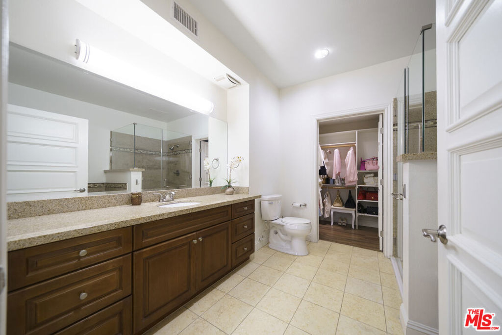 440 S Occidental Boulevard - Photo 23