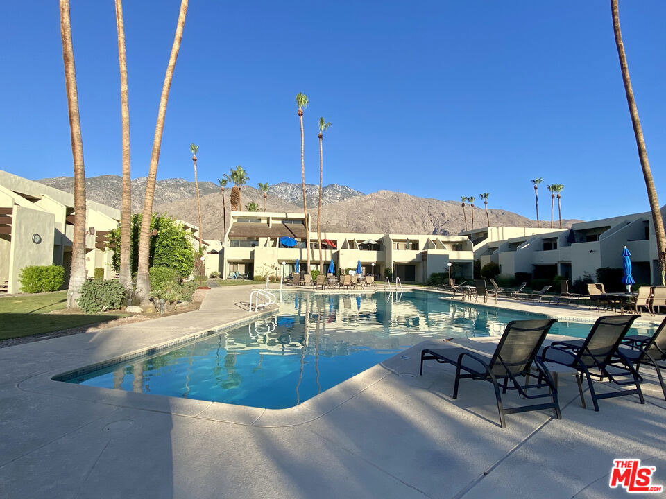 1655 E Palm Canyon Drive - Photo 20