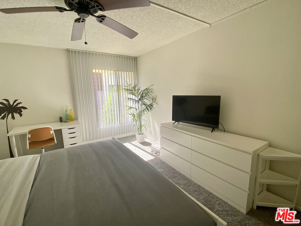1655 E Palm Canyon Drive - Photo 11