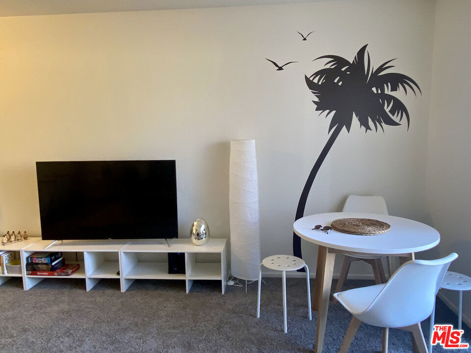1655 E Palm Canyon Drive - Photo 3