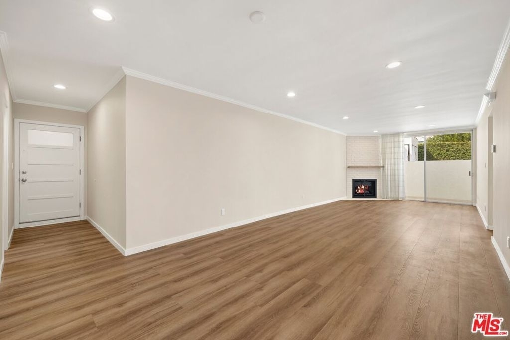 1109 20th Street - Photo 6