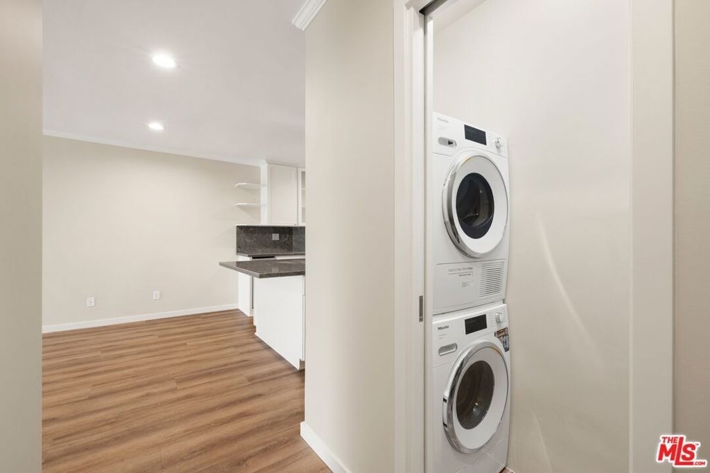 1109 20th Street - Photo 12
