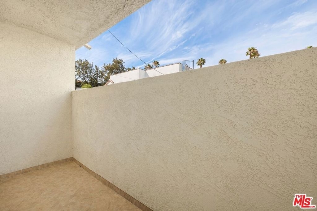 1109 20th Street - Photo 8