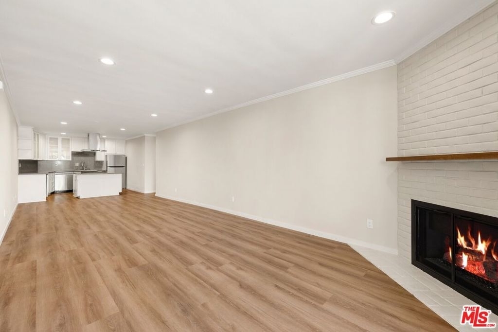1109 20th Street - Photo 4