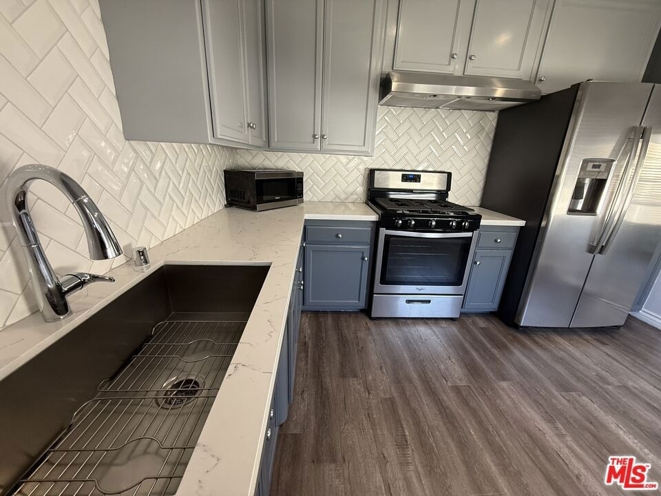 1222 Mcclellan Drive - Photo 3
