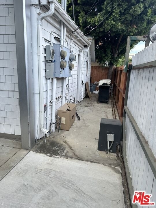 2454 Penmar - Photo 24
