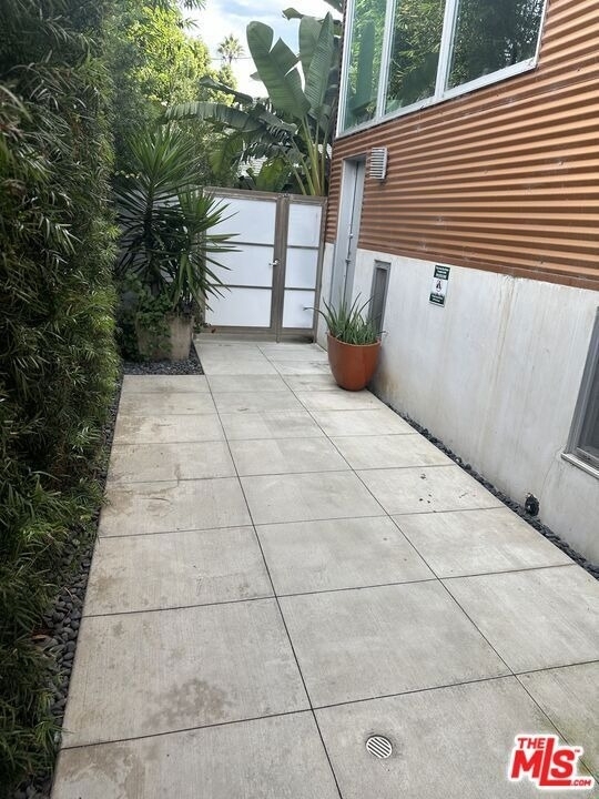 2454 Penmar - Photo 16