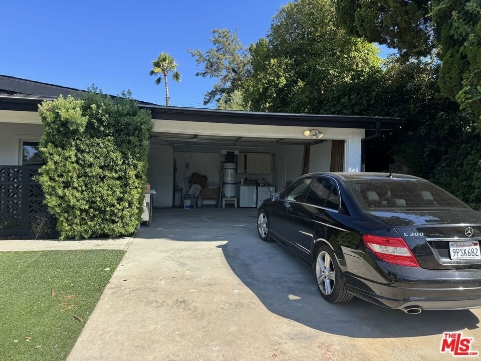 23540 Kivik St - Photo 15