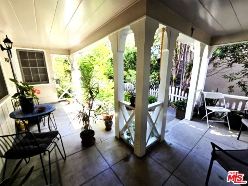 10360 Ashton Avenue - Photo 11