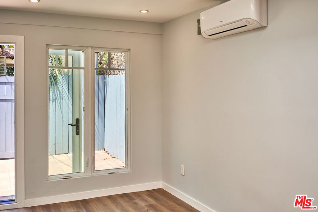 10394 Keswick Avenue - Photo 17