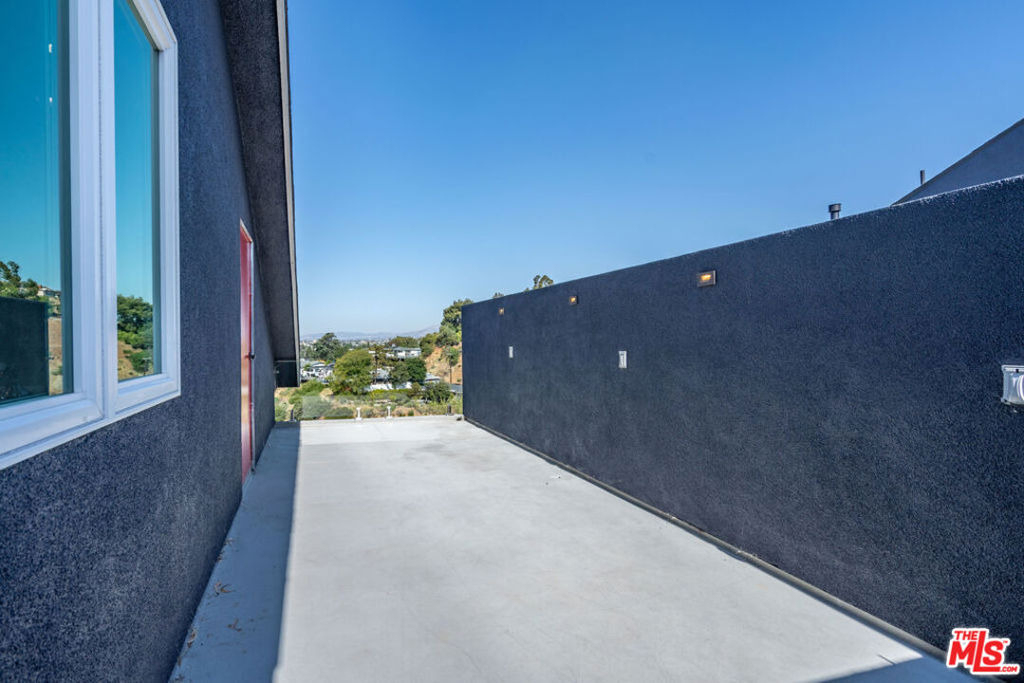 10321 Sala Place - Photo 9