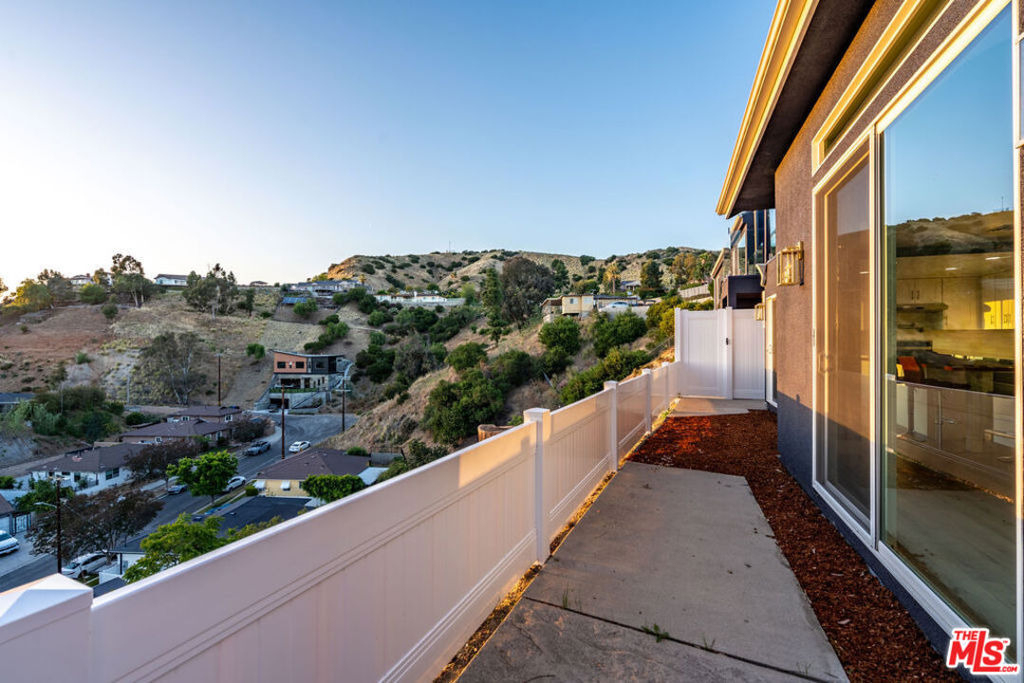 10321 Sala Place - Photo 30