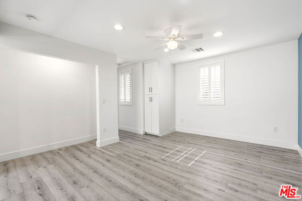 10321 Sala Place - Photo 5