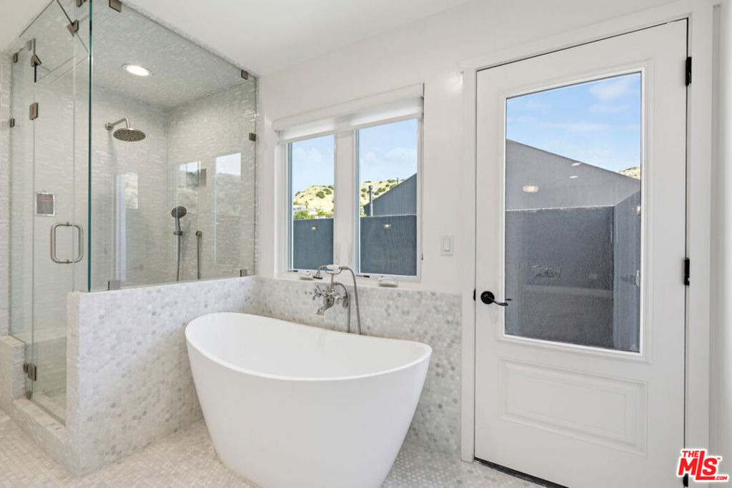 10321 Sala Place - Photo 7