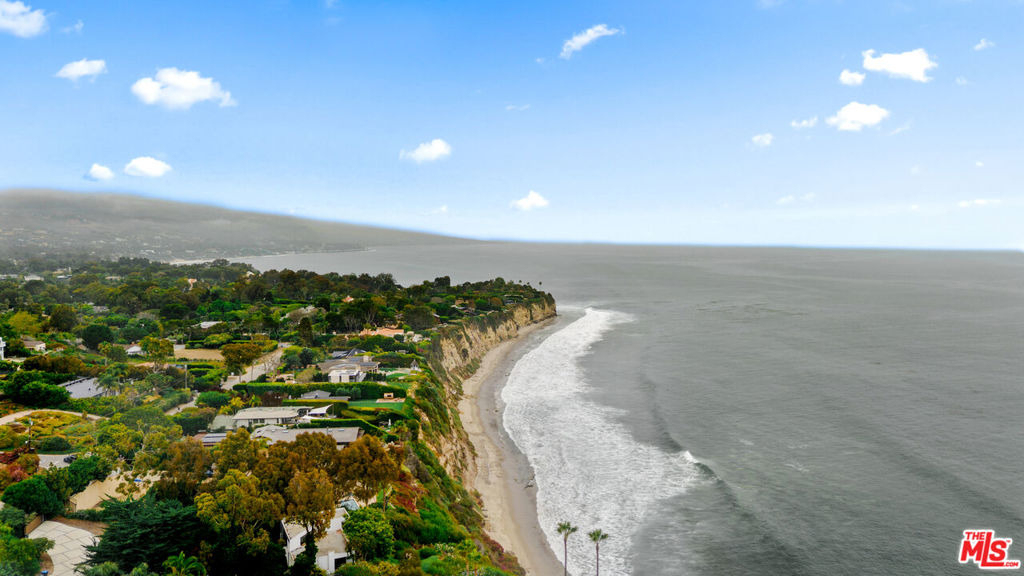 7122 Dume Drive - Photo 34