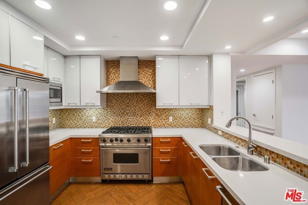 1517 S Bentley Avenue - Photo 4