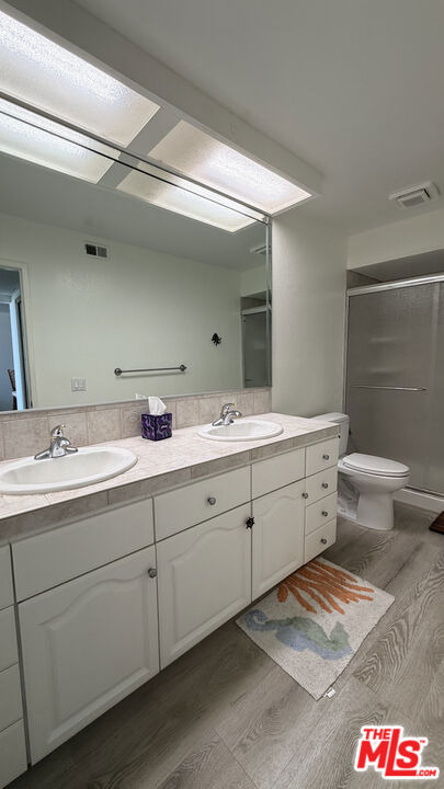 1140 E Ocean Boulevard - Photo 7