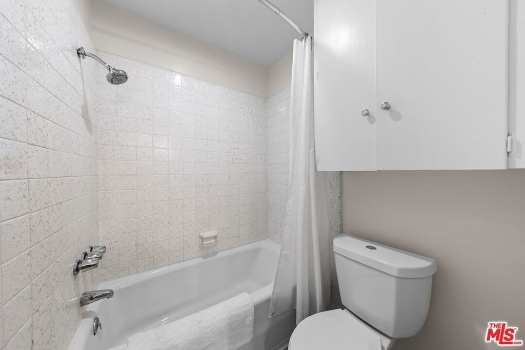 1536 Harvard Street - Photo 16