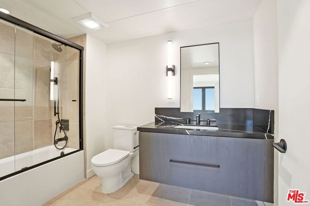 1110 S Spaulding Avenue - Photo 4
