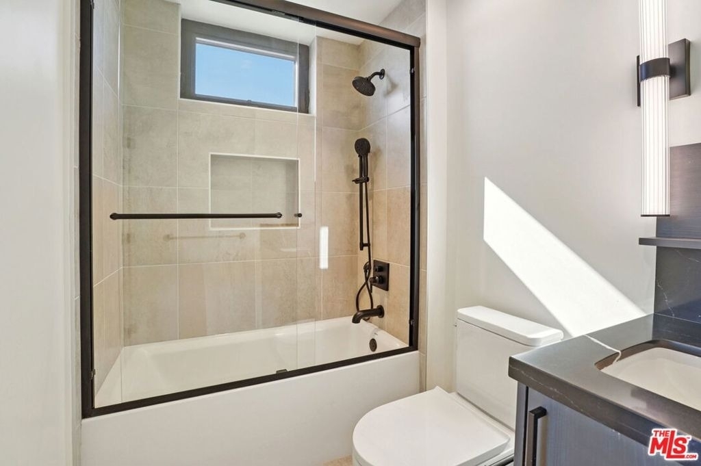1110 S Spaulding Avenue - Photo 6
