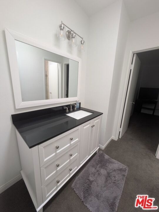 10600 Holman Avenue - Photo 13