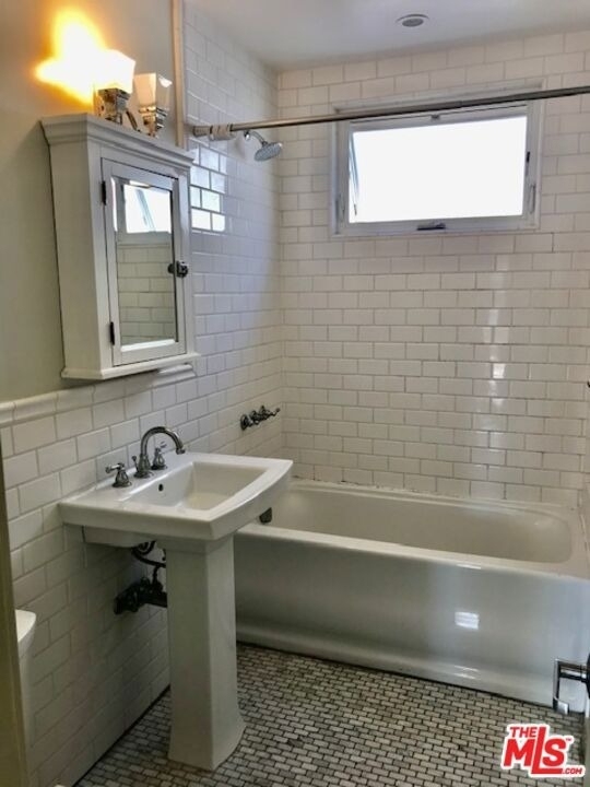 11905 Nebraska Avenue - Photo 8