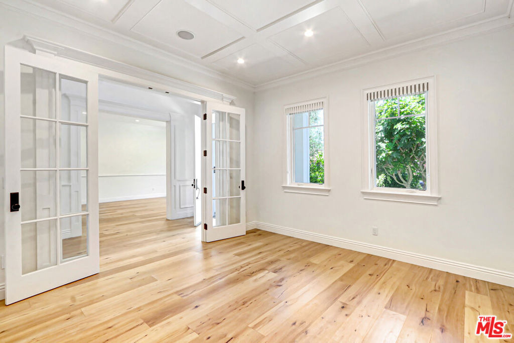 11540 Clover Avenue - Photo 14
