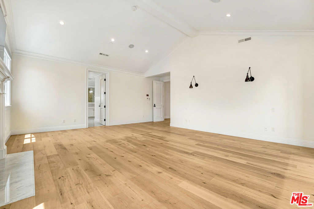 11540 Clover Avenue - Photo 25