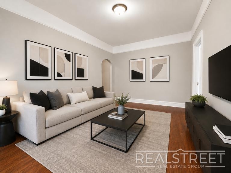693 East New York Avenue - Photo 0