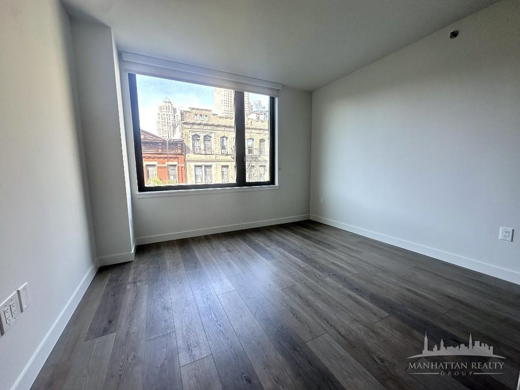West 45 - Photo 1
