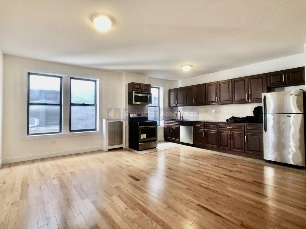 270 Fort Washington Avenue - Photo 0
