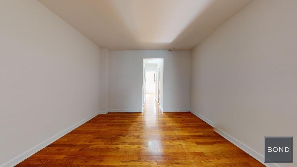 East 93 Street - Photo 1