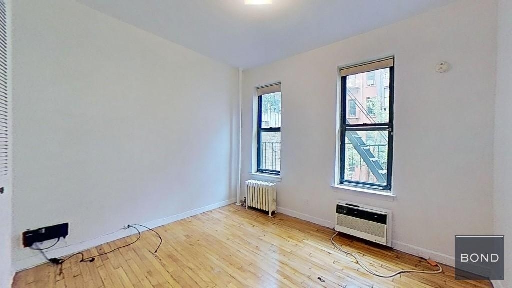 East 93rd Street - Photo 4