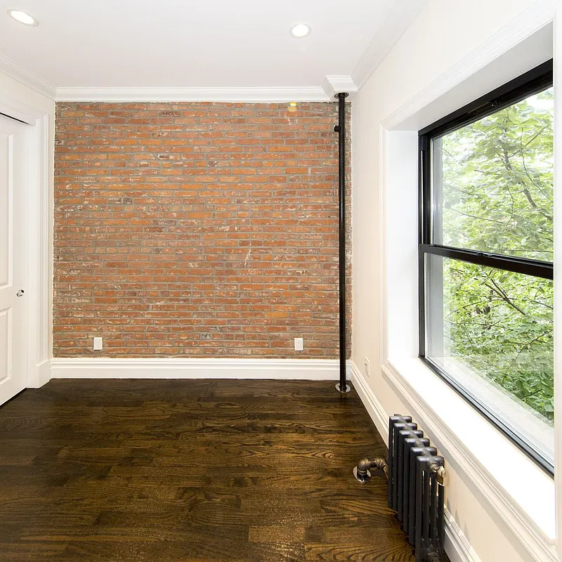 350 East 13th Street - Photo 2