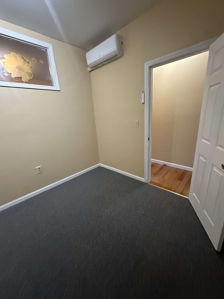 784 Garden Street - Photo 2