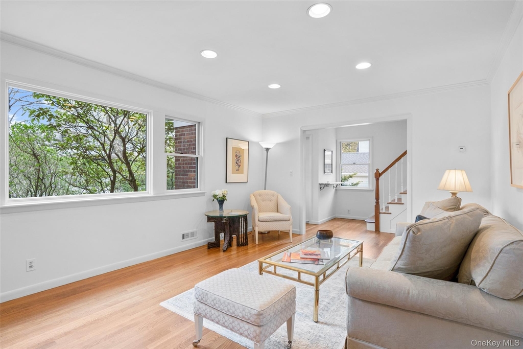 52 Wendt Avenue - Photo 2