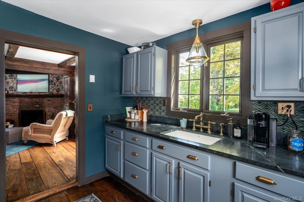 459 Old Post Road - Photo 6