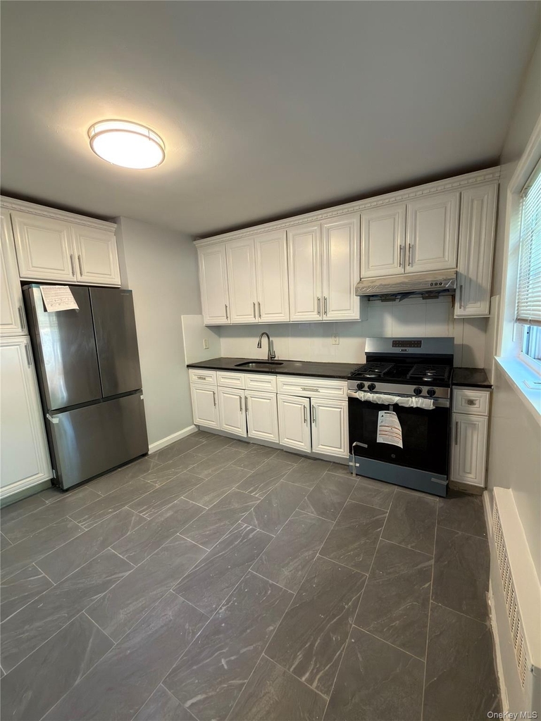 56-40 175 Place - Photo 13