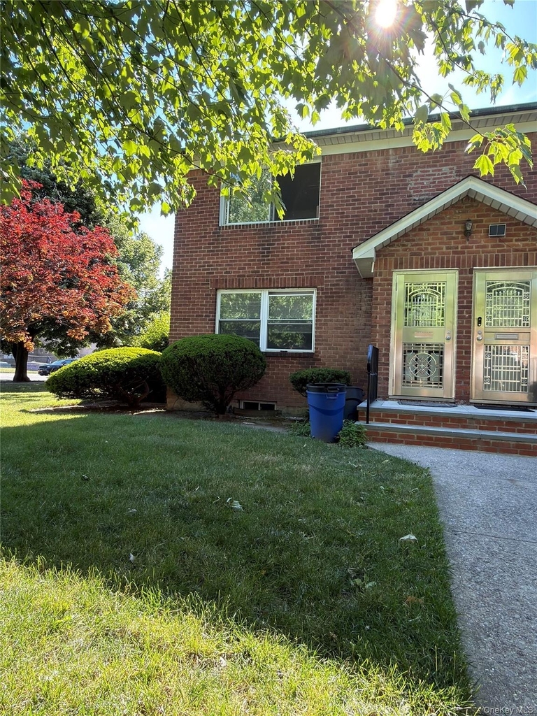 56-40 175 Place - Photo 0