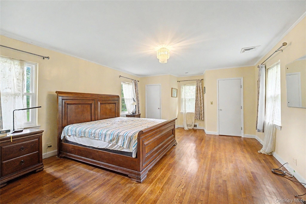 10 Hempton Road - Photo 4